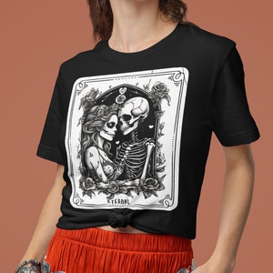 Carta do Tarot Amor Eterno, Tarot de caveira gótica, camiseta mística, Design do esqueleto.