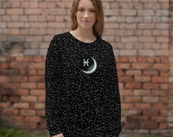 Eco-friendly Pisces Sweatshirt: Celestial design with constellations and radiant moon, ideal gift for astrology and spirituality enthusiasts