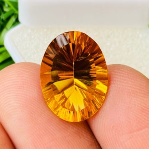 Erstaunlich !!! Gelber Topas Helix Cut Fantasy Carving Edelstein Hohe A ++ Qualität Edelstein Größe-16x12x7MM Karat-7.25 (& Extra Geschenk)
