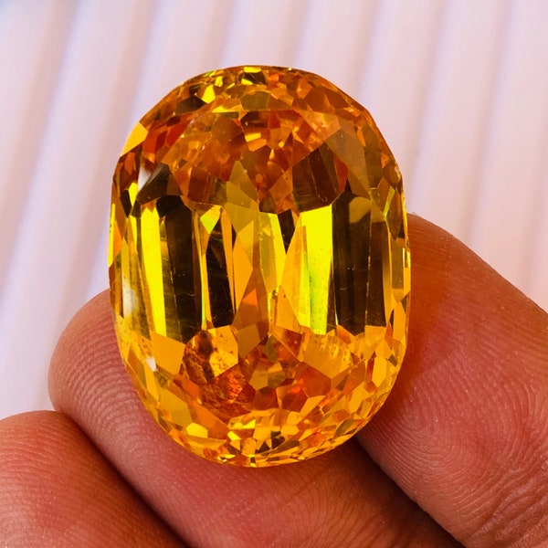 Gorgeous!!!! Yellow Topaz Oval Shape Gemstone Brilliant Cut High Quality Pendant Size Gemstone Size-26x19x11MM Carat-82.10 (And Extra gift)