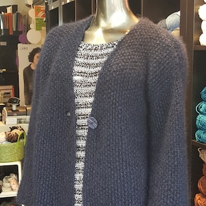 Explanations of the oversized moss stitch cardigan