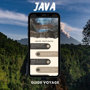 Puede incluir: Una pantalla de teléfono inteligente que muestra una guía de viaje para Java, Indonesia. La guía incluye información práctica sobre la moneda, los requisitos de visa y la mejor época para visitar. La imagen de fondo muestra un paisaje montañoso verde exuberante.