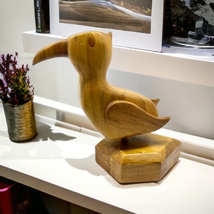 Vintage Hand Carved Wood Bird Sculpture – Mid Century Modern Folk Art – Minimalist Wooden Animal Figurine – Rustic Coastal Mantel Decor