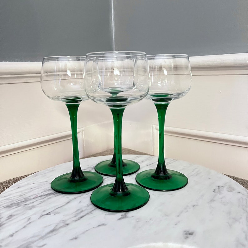 Vintage Drinkware Green Stemmed Wine Glasses France Set of 4 Luminarc
