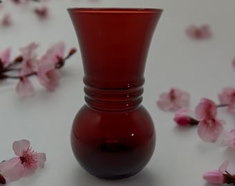 Anchor Hocking Vintage Ruby Red Glass Vase – Mid-Century 6.5” Ribbed Bud Vase – Holiday or Valentine’s Home Decor - housewarming gift