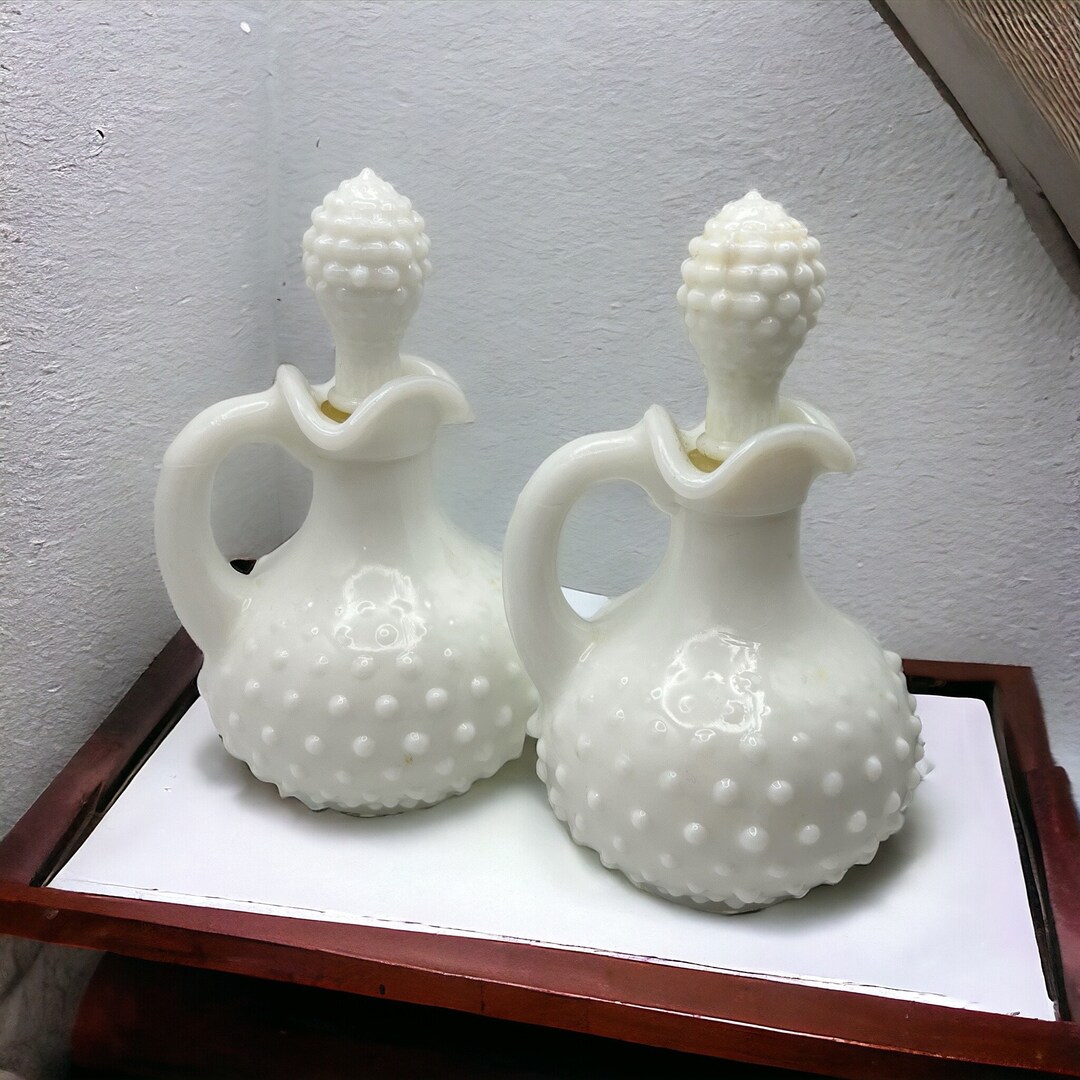 Vintage Avon White Milk Glass Cruets Perfume Bottle Set With Stoppers