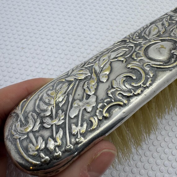 Antique Victorian Repousse Silver Plated? Curved Clothes Brush or Hair brush unbranded | Accessories | Antique Victorian Repousse Silver  main image 3