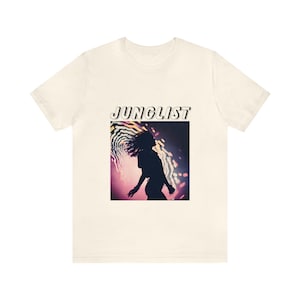 Junglist DNB minnaar T-shirt | DNB vrouwelijk grafisch T-shirt | Dansmuziek T-shirt | Drum & Bass Rave Junglist T-shirt | Unisex jersey T-shirt met korte mouwen