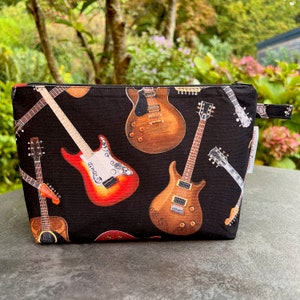 Kulturtasche Guitars Gr.M Bild 1