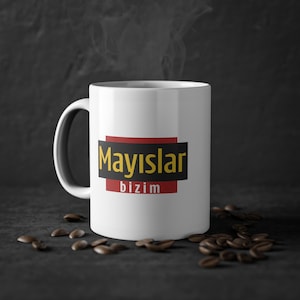 Galatasaray 5-sterren logo mok | Mayislar Bizim | Witte keramische koffiekop | Voetbalcadeau voor hem, haar fan, echtgenoot en vriend | Galatasaray-fans afbeelding 1