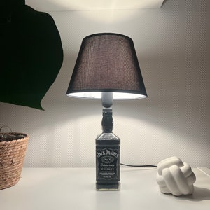 Jack Daniels lamp | Table lamp | Gift | Upcycling bottle lamp | Bottle lamp | Unique | DIY | Captain Jack