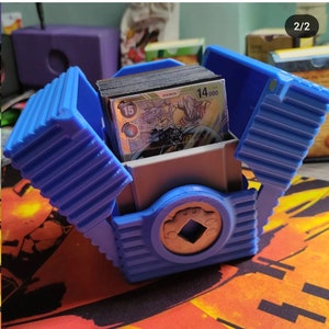 Deck Box Personalizzata Stampata in 3D con Estrazione Facilitata e Chiusura Magnetica
