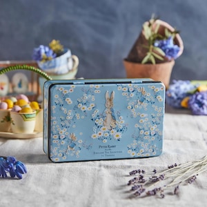 Peter Rabbit Daisies Tea Selection Tin with 72 Teabag