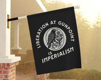 Decor (Flags, Posters)