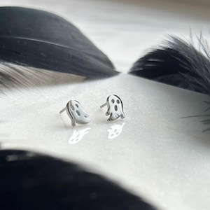 Niedliche Geister Ohrstecker paar – Verspielter Modeschmuck Ohrringe geschenk für sie
