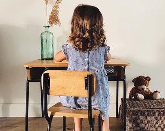 Bureau enfant vintage en chêne massif