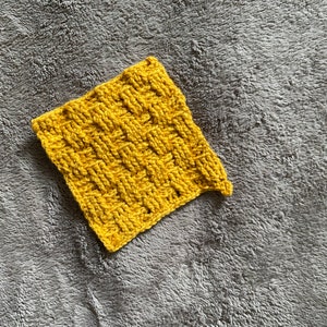 Yellow Basketweave Potholder/Trivet