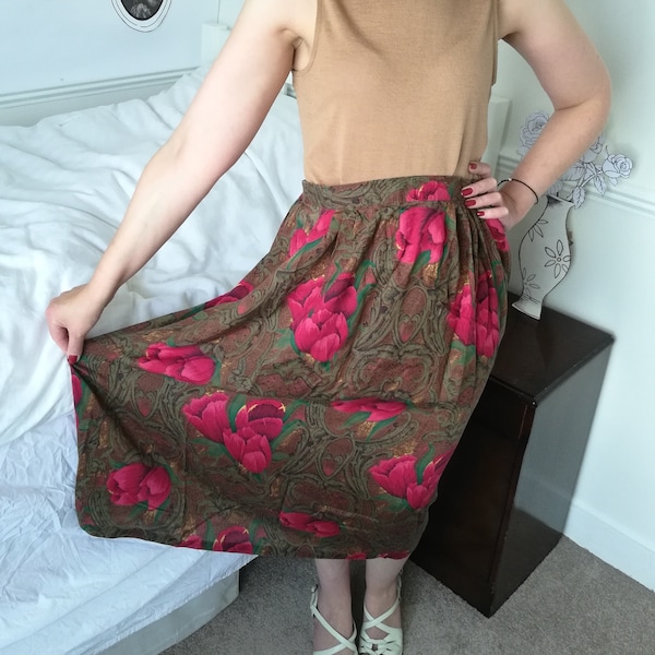 Brown, khaki and pink vintage A-line skirt UK 14/16, tulip print, calf length