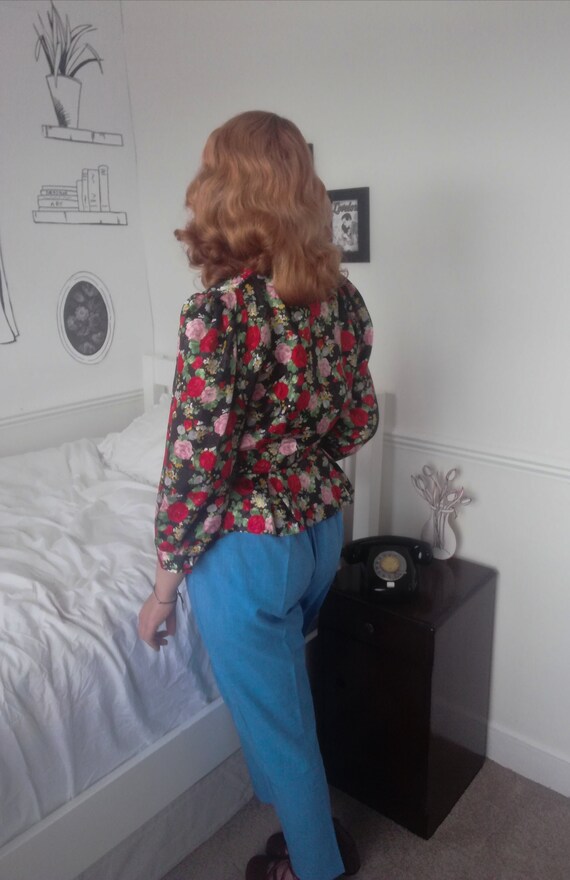 Floral 80s/90s does 40s blouse UK 12, peplum styl… - image 6