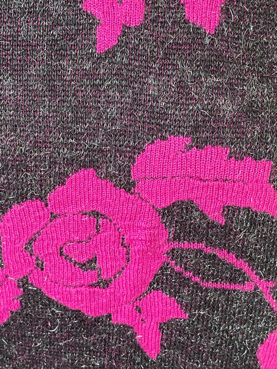 Grey and pink sparkly rose 1980s jumper size S/M … - image 4
