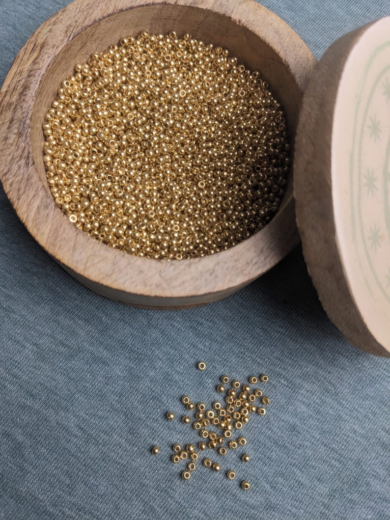 Perles en laiton doré 2,0 mm pour fabrication de bijoux DIY, provenance Inde image 1