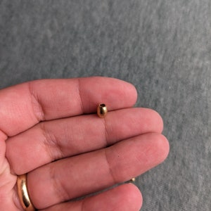 Cuenta de tubo bulbosa grande de 4,9 mm x 4,4 mm hecha de cuenta espaciadora de tubo de latón para la fabricación de joyas DIY de la India imagen 3