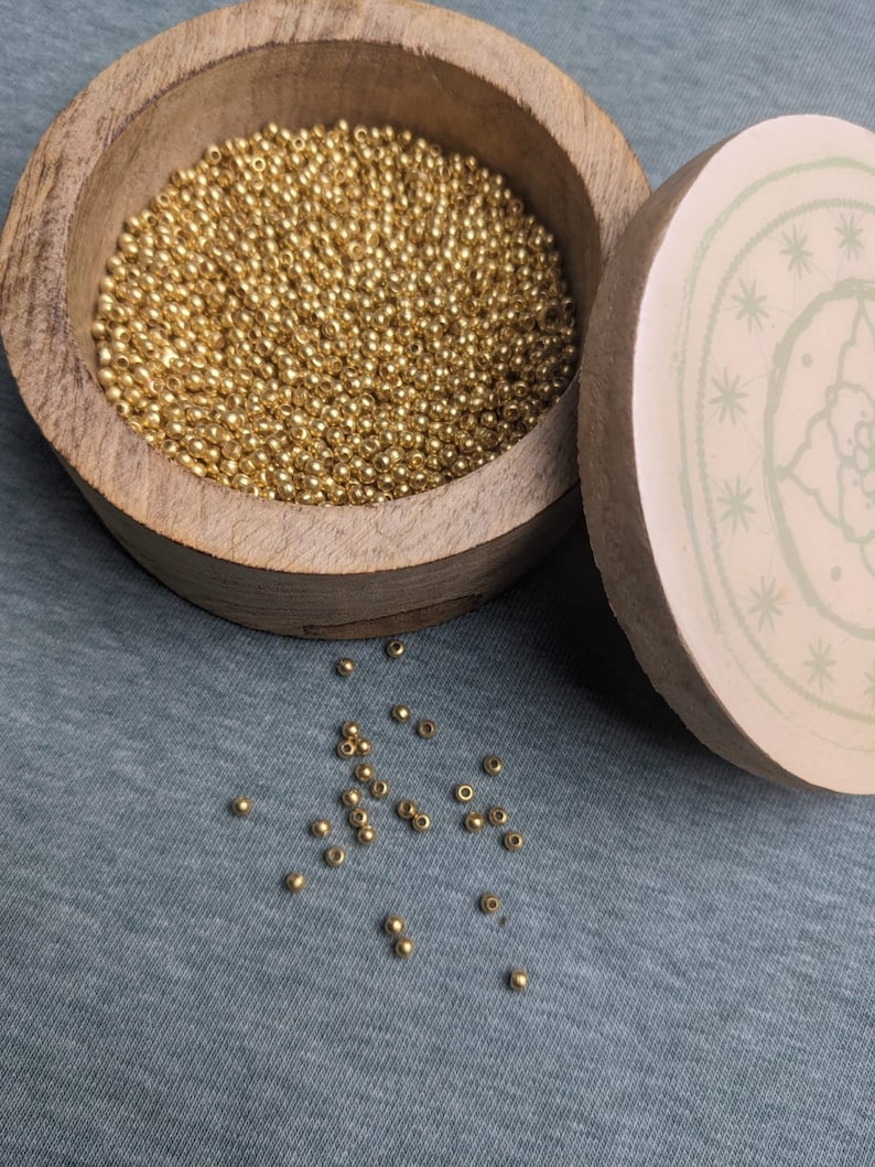 Perles en laiton doré 2,5 mm pour confection de bijoux DIY, provenance Inde image 5