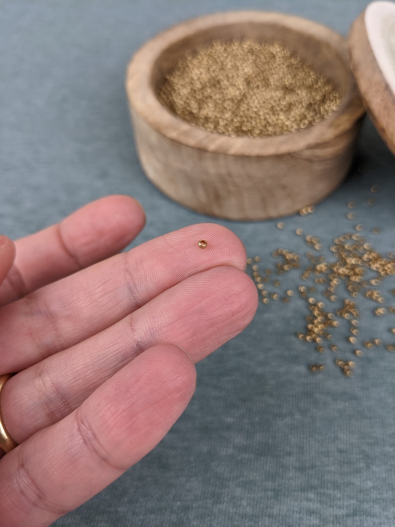 Perline in ottone dorato da 1,5 mm per la creazione di gioielli fai da te dall'India immagine 2