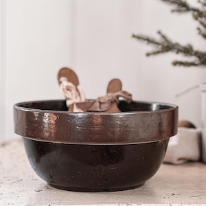 Stoneware Mixing Bowl | Brown Salt Glazed Stoneware Crock Mixing Bowl | Transitional Decor | Farmhouse Kitchen | Fruit Bowl | Cottage Decor