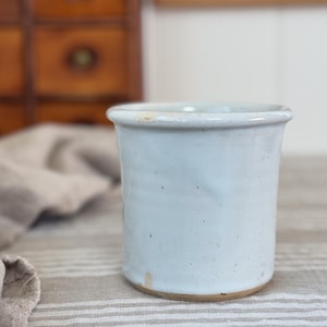 French White Glazed Stoneware Pot | Rustic Planter with Drainage Hole