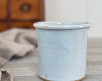 French White Glazed Stoneware Pot | Rustic Planter with Drainage Hole