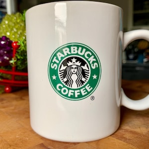 Unused Retired 11 floz Iconic Siren Classic Logo STARBUCKS COFFEE COMPANY Limited Ed Double Sided 2008 Collectible Ceramic Coffee/Tea Mug