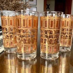 Quatre verres haut de gamme CULVER inutilisés de l'époque MCM, 12 oz liq. CULVER, or 22 carats/brun rose, motif géométrique « AZURE » vendu par lot de différentes tailles