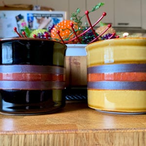 Unused Pair/2 of Mid-Century 10 fl oz OTAGIRI JAPAN Retro Metallic Stripes Stoneware Mugs; Handcrafted Collectible 1970s Coffee/Tea Mugs
