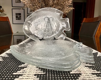 Vintage ARCOROC 10 1/4”x 8 1/4” POISSON Series Textured Glass Fish Shaped Dinner/Medium Plate Made in France c.1970s; Sold in PAIRS/2