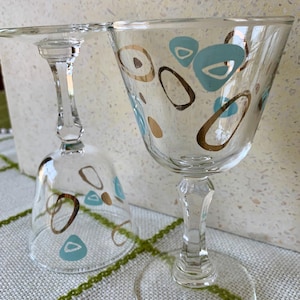Vtg Pair of 3.5/4 floz MCM Atomic Boomerang/Amoeba Stemmed Cocktail Glasses; Federal Glass 5 1/4”x 2 7/8” Capri Aperitif Aqua & Gold Barware