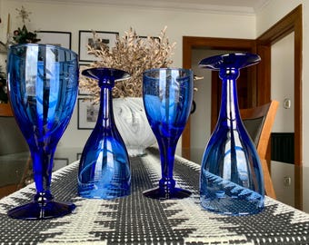 Pairs/2 Vintage 7” Cobalt Blue Recycled Hand-blown Wine Glasses w/Thick Pillar Banded Stem & Visible Bubbles; 90s Artisanal Mexican Barware