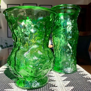 Individual OR Pair of Mid-Century E.O.BRODY Emerald Green Crinkle Glass Vase(s); Made In Cleveland Ohio; Fluted/Hourglass Decorative Vases