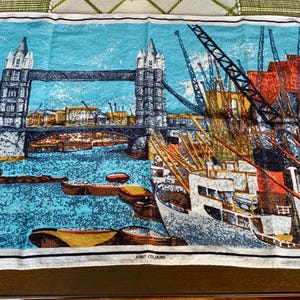 Unused Vintage 19 1/4”x 29 1/2” ULSTER “All Pure {Irish}Linen Fast Colours” Vibrant Tea Towel/Wall Hanging Featuring London’s Tower Bridge