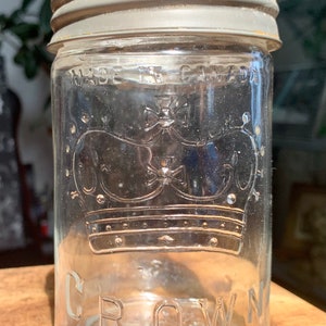 Vintage 1932 CROWN Midget/Pint Wide Mouth Glass Mason/Canning Jar w/Glass Insert/Zinc Band; Embossed Seeded Glass Made by Dominion Glass Co