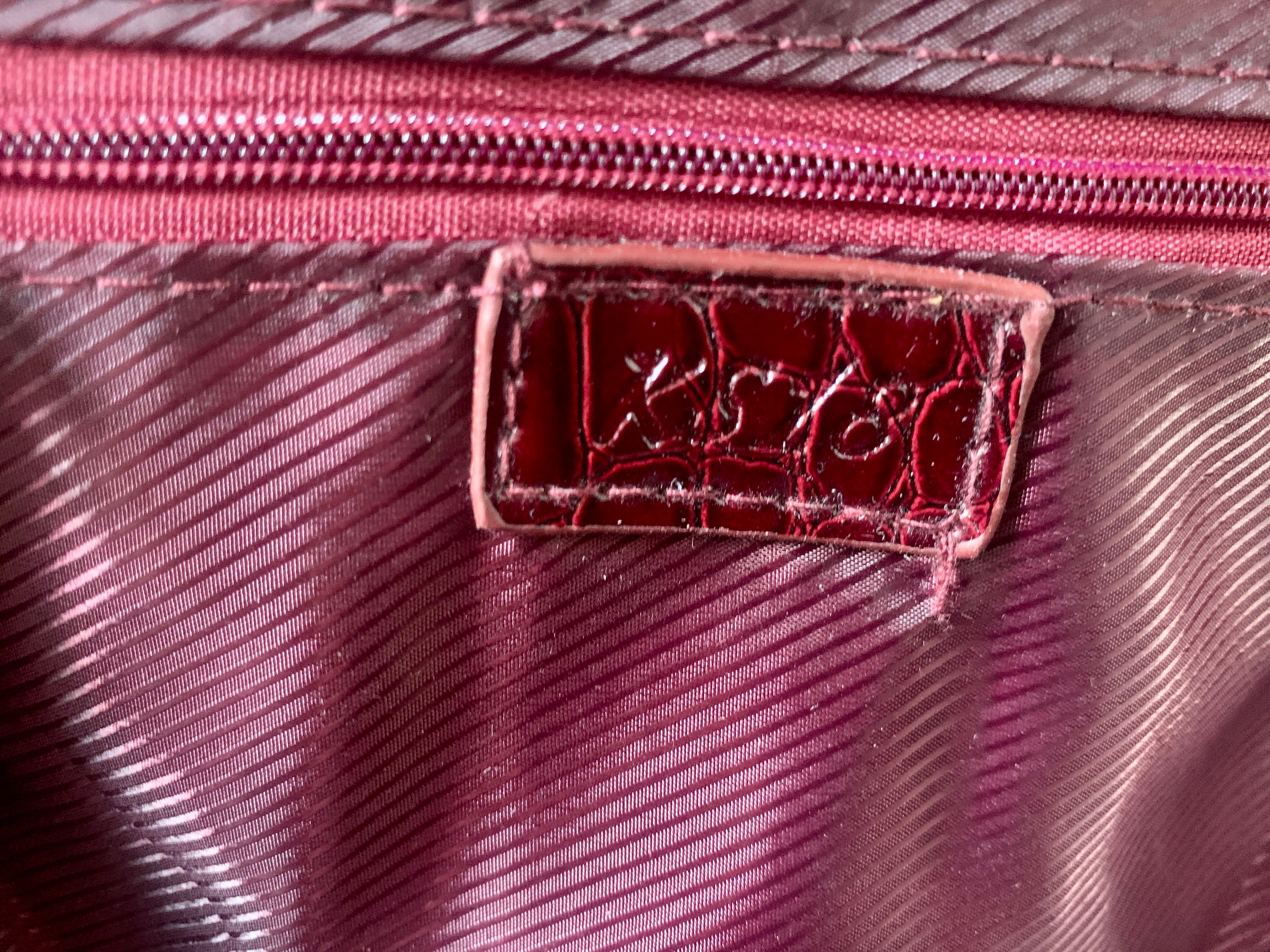 【COLOR iN ID】vintage crog bag Vintage Coach Worth Bag color ID and cleaning method? : r
