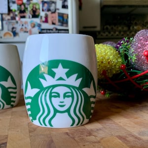 Unused Pair of 14 floz STARBUCKS COFFEE CO Oversized Green Siren Mermaid Logo on White Ceramic Barrel Mug c.2010 Collectible Coffee/Tea Mug
