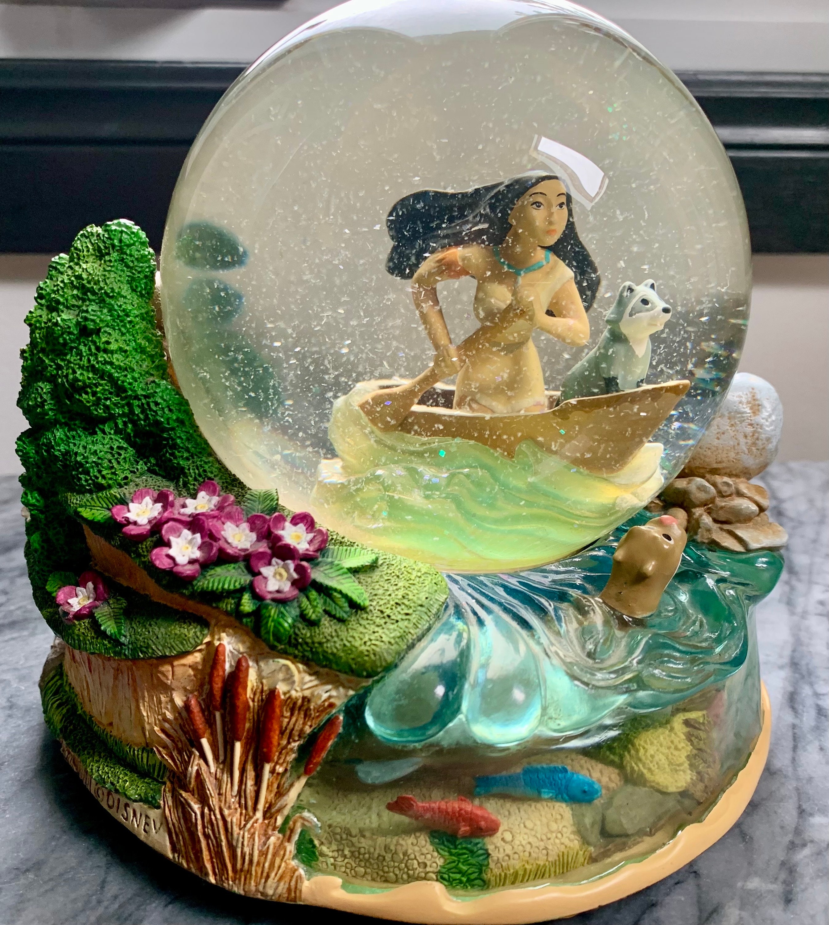 Vintage DISNEY Pocahontas “just Around the River Bend  display picture 2