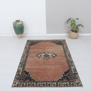 4x7 Vintage Oushak Wool Rug: Oriental Bedroom Decor