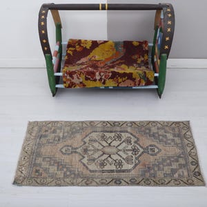 Handmade Wool Rug, Turkish Mini Rug, Vintage Mini Rug, Oushak Mini Rug, Mini Rug, Door Mat Rug, 2x4 Natural Rug,2x4 Rug, Wool Door Mat,24130