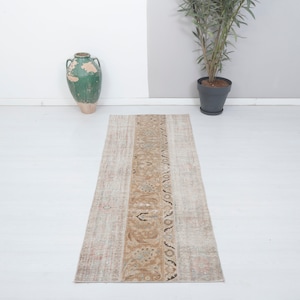 Vintage Oushak Runner Rug: 3x7 Turkish Anatolian Wool Runner