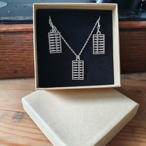 Juego de pendientes y collar de ábaco. Collar y ganchos para pendientes de plata de ley 925. Incluye envío gratuito, caja de regalo y tarjeta de regalo. Regalo de matemáticas.