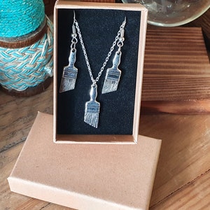 Ensemble collier et boucles d'oreilles avec pinceau | Livraison gratuite dans un coffret cadeau Carte-cadeau | Crochets de chaîne en argent sterling 925 | Artiste Peintre Décorateur