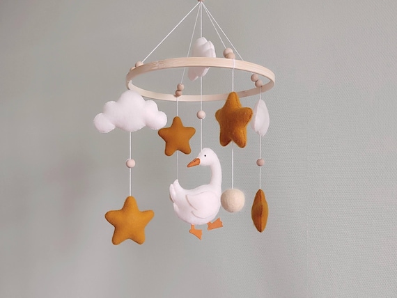 Goose baby crib mobile for farm nursery decor, duck bassinet mobile, felt hanging mobile nursery, children's room decor, custom newborn gift