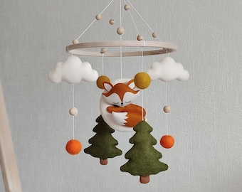 Fox baby mobile, Woodland mobile, felt mobile for crib, gender neutral Forest nursery decor, personalised new baby gift, baby shower gift